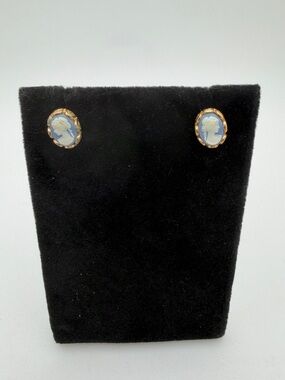 Vintage 7x10mm blue CAMEO stud earrings in gold tone metal, new backings!